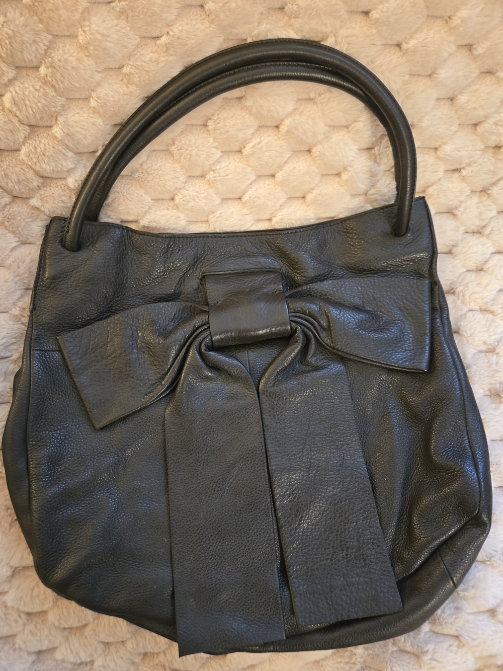 Salvatore Ferragamo RARE Soft Black Leather Bow Accent Women's Purse